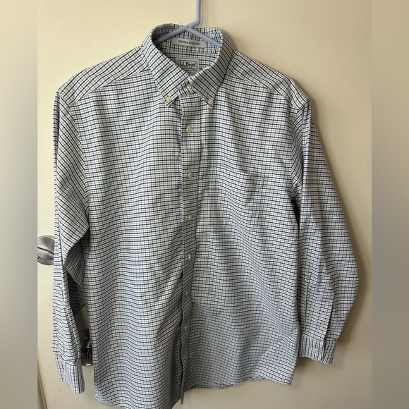 L.L. Bean Men's Blue Checkered Shirt size 15 1/2 - Picture 5 of 8